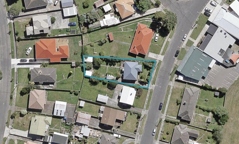 9 Hunter Street, Taita, Lower Hutt - Carousel 1