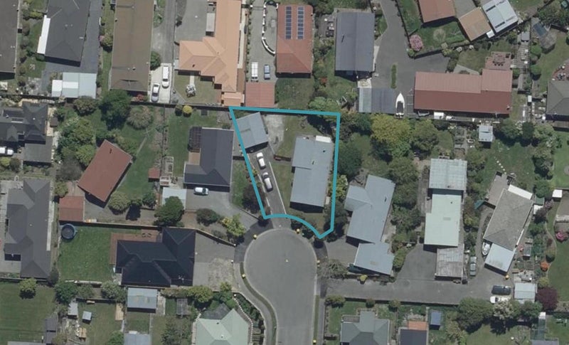 10 Aztec Place, Redwood, Christchurch - Carousel 1