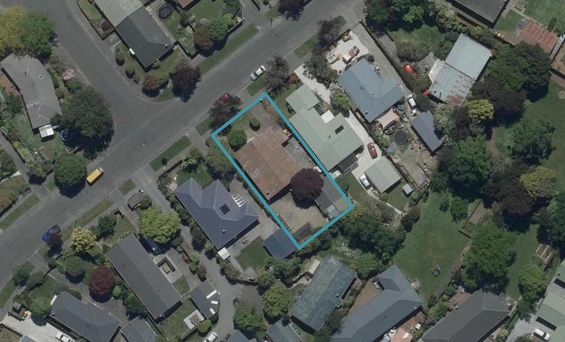 14 Flower Street, Bryndwr, Christchurch - Carousel 1