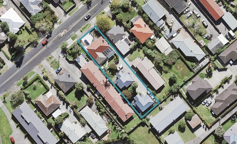 3/148 Hutchinson Avenue, New Lynn, Auckland - Carousel 1