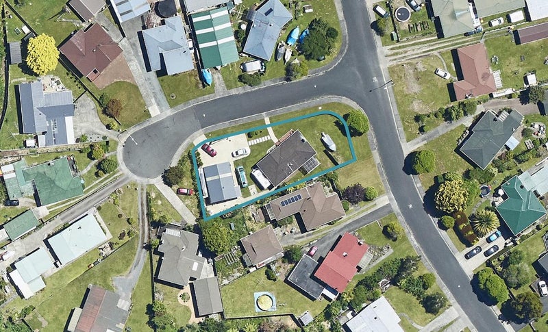 2 Kelly Street, Utuhina, Rotorua - Carousel 1