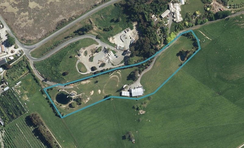 2399 The Coastal Highway, Upper Moutere - Carousel 1