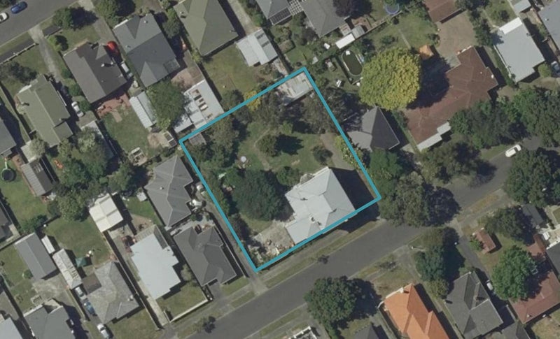 16 Guy Avenue, Takaro, Palmerston North - Carousel 1