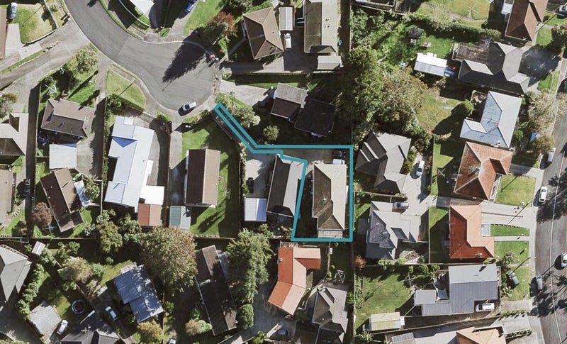 27A Halleys Place, Mount Roskill, Auckland - Carousel 1