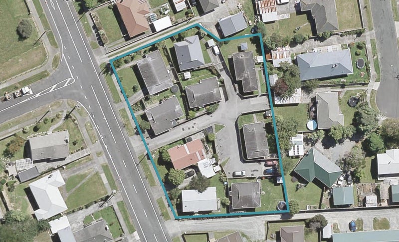341 George Street, Stokes Valley, Lower Hutt - Carousel 1