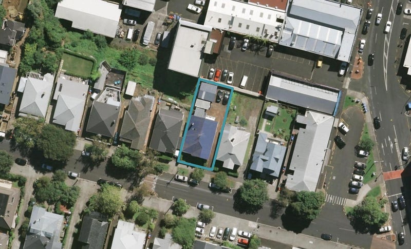 7 Seccombes Road, Epsom, Auckland - Carousel 1