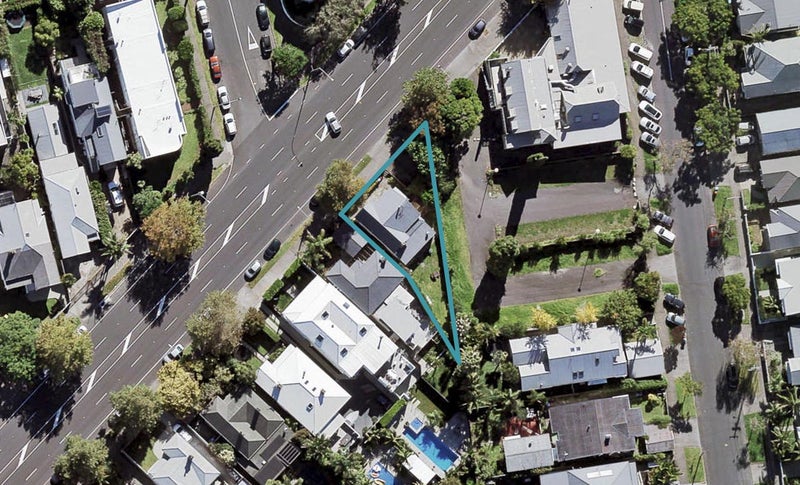 2/254 Jervois Road, Herne Bay, Auckland - Carousel 1