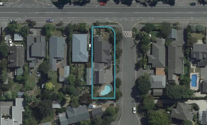 2 Girvan Street, Fendalton, Christchurch - Carousel 1