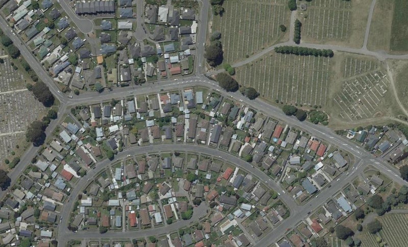2/49 Kuaka Crescent, Bromley, Christchurch - Carousel 1