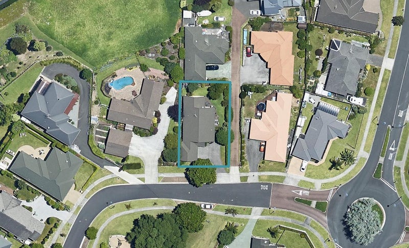 18 Hallmark Rise, Bethlehem, Tauranga - Carousel 1