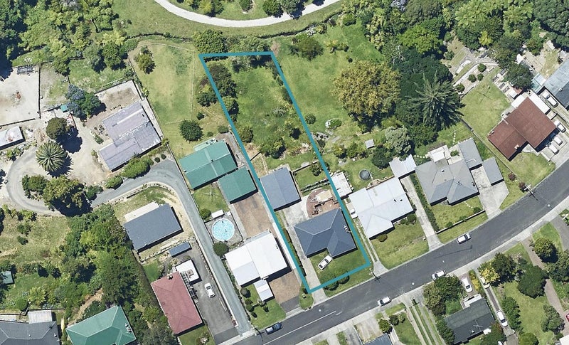 59 Esk Street, Parkvale, Tauranga - Carousel 1