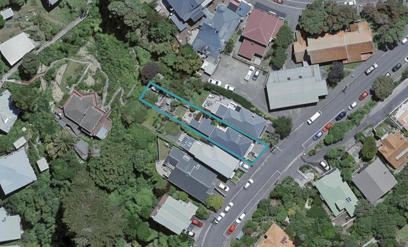 14 St Michaels Crescent, Kelburn, Wellington - Carousel 1