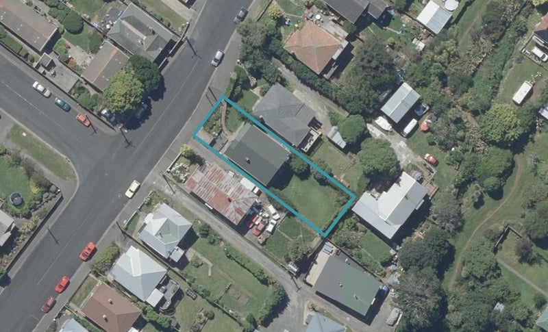84 Nairn Street, Kaikorai, Dunedin - Carousel 1
