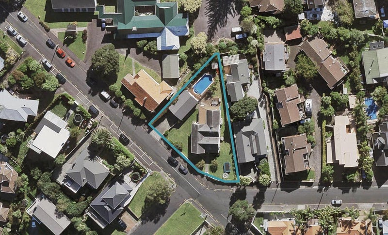 43 Church Street, Northcote Point, Auckland - Carousel 1