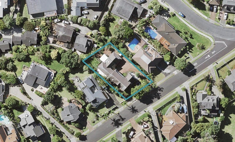 1/6 Bellbird Rise, Murrays Bay, Auckland - Carousel 1