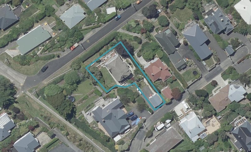 10 Gowry Place, Kaikorai, Dunedin - Carousel 1