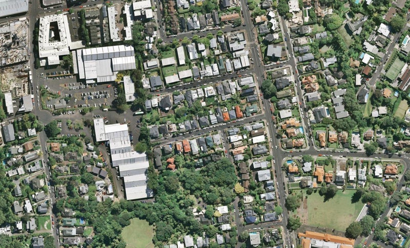 11 Stratford Street, Parnell, Auckland - Carousel 1