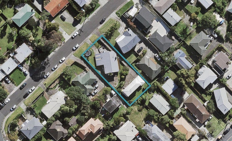 1/5 Bruce Road, Glenfield, Auckland - Carousel 1