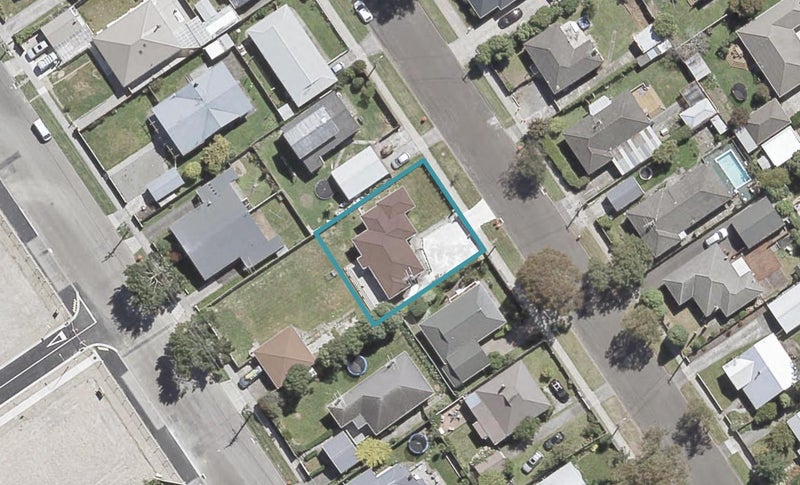 11 Sandford Street, Trentham, Upper Hutt - Carousel 1