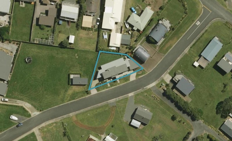 8 Lang Road, Langs Beach, Waipu - Carousel 1