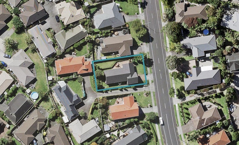 41 Nicholas Road, Somerville, Manukau - Carousel 1