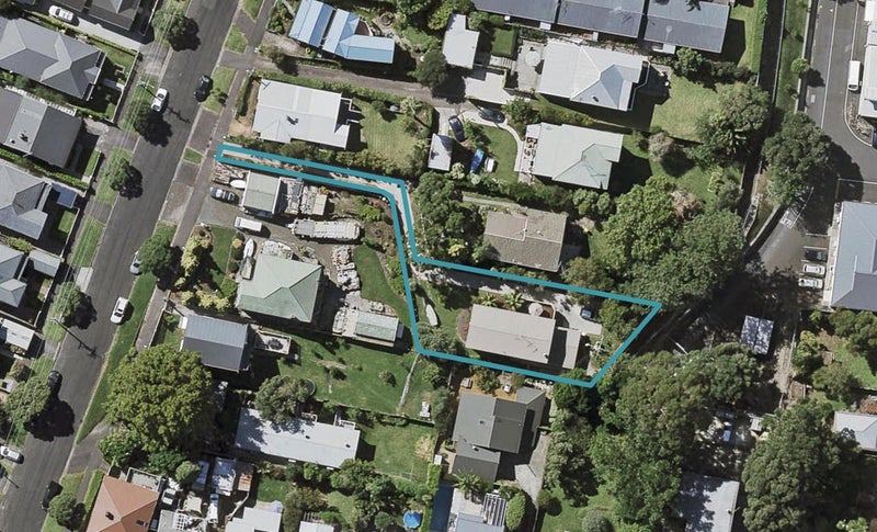 16A William Bond Street, Stanley Point, Auckland - Carousel 1