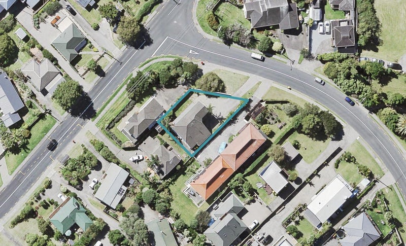 1A Nigel Road, Browns Bay, Auckland - Carousel 1