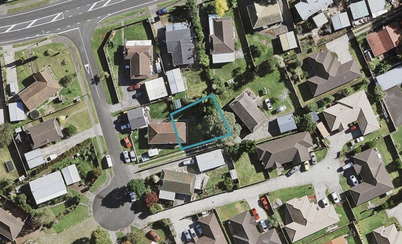 4A Cade Place, Weymouth, Auckland - Carousel 1