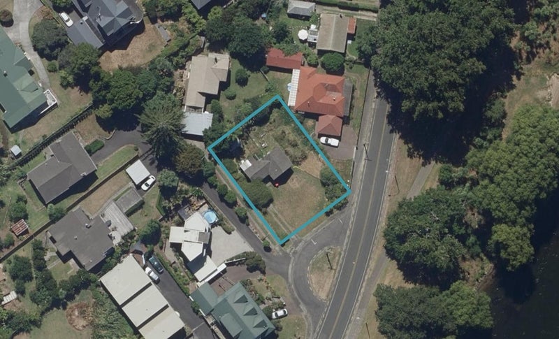 19 Hillsborough Terrace, Hamilton Central, Hamilton - Carousel 1