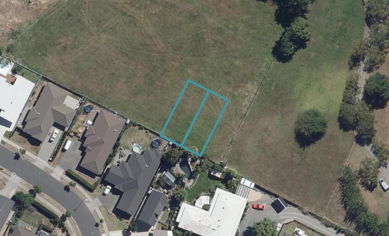 1/23 Maanihi Drive, Rototuna North, Hamilton - Carousel 1