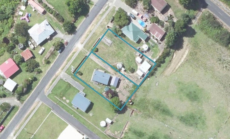 7 Lane Road, MAHIA, NUHAKA - Carousel 1