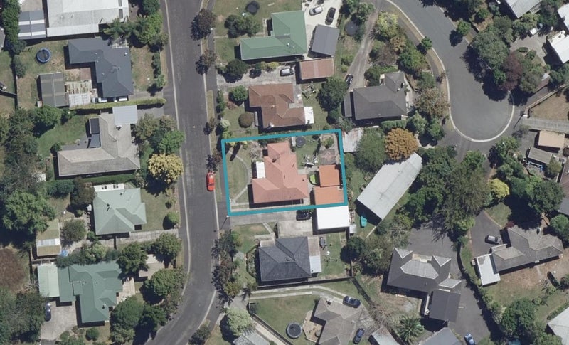 8 Vectis Road, Hillcrest, Hamilton - Carousel 1