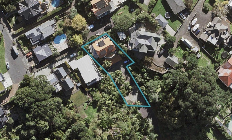 11 Niagara Place, Birkenhead, Auckland - Carousel 1