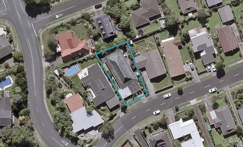 24 Wesley Avenue, Frankleigh Park, New Plymouth - Carousel 1