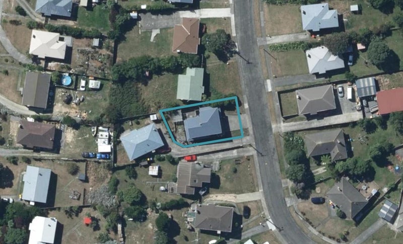 103 Waiuta Street, Titahi Bay, Porirua - Carousel 1