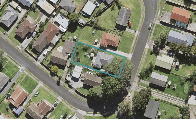 35 Chingford Close, Mangere, Auckland - Carousel 1