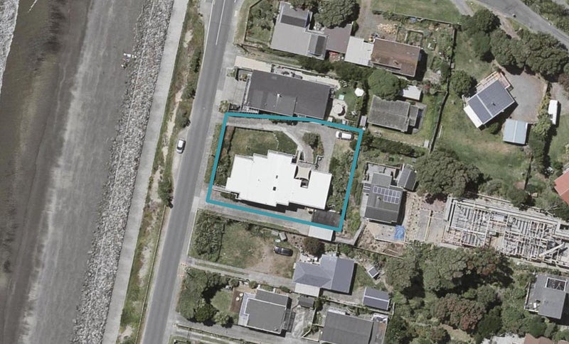 31B The Esplanade, Raumati South, Paraparaumu - Carousel 1
