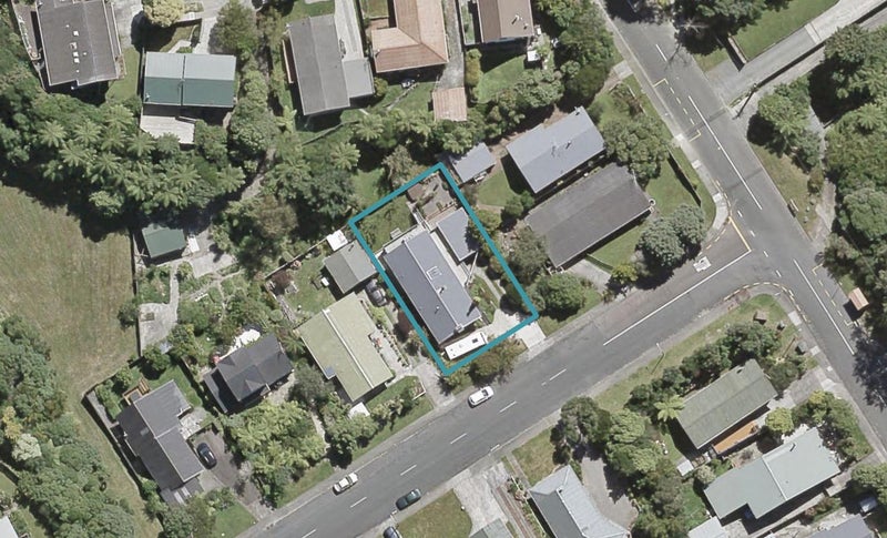 4 Redvers Drive, Belmont, Lower Hutt - Carousel 1