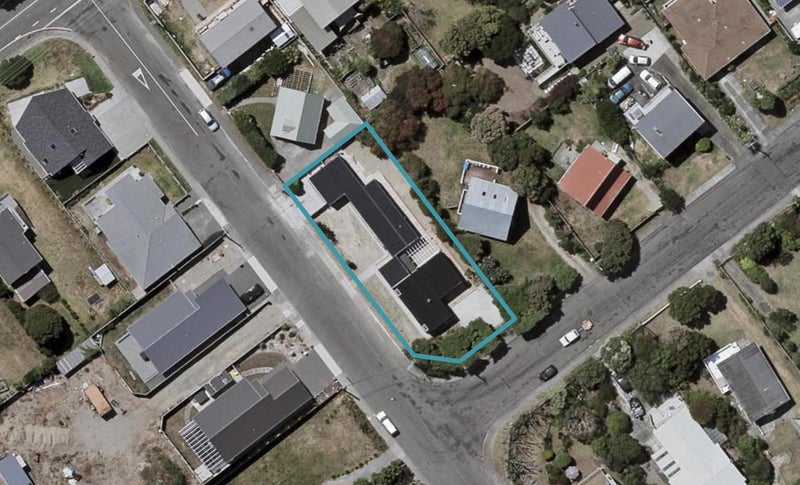 3 Konini Crescent, Waikanae Beach, Waikanae - Carousel 1