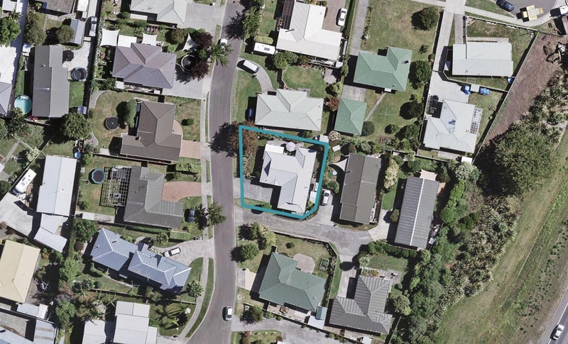 5 Bucksburn Place, Greenmeadows, Napier - Carousel 1