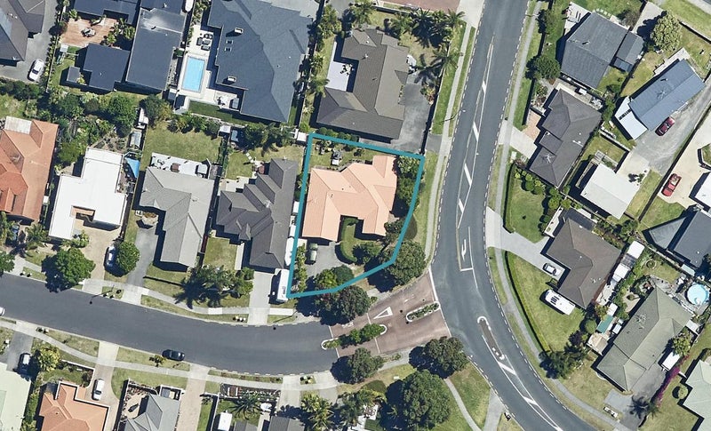 2 Tuihana Drive, Papamoa Beach, Papamoa - Carousel 1