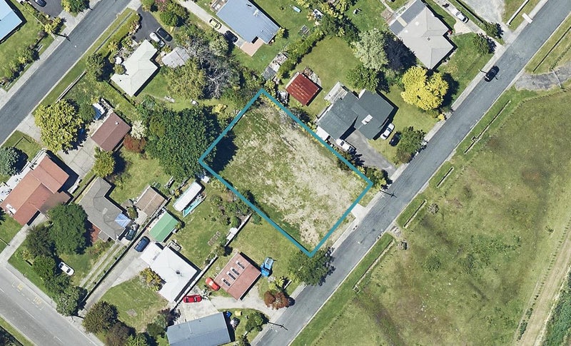 2 Williton Road, Hannahs Bay, Rotorua - Carousel 1