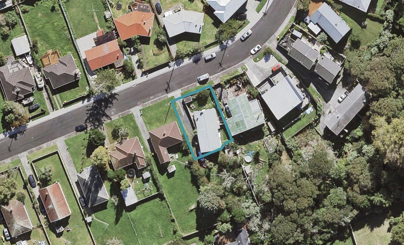 2/40A Chippendale Crescent, Birkdale, Auckland - Carousel 1
