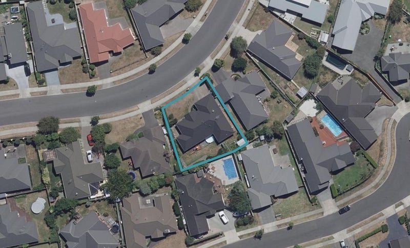 18 Coleraine Drive, Rototuna, Hamilton - Carousel 1