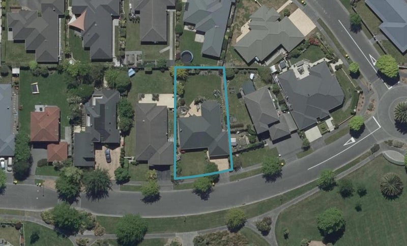 15 Sanctuary Gardens, Shirley, Christchurch - Carousel 1