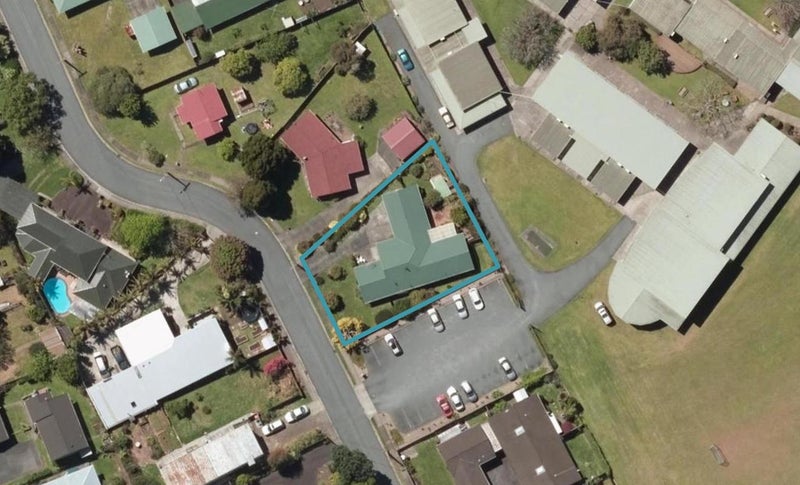 6 Lincoln Place, Kamo, Whangarei - Carousel 1