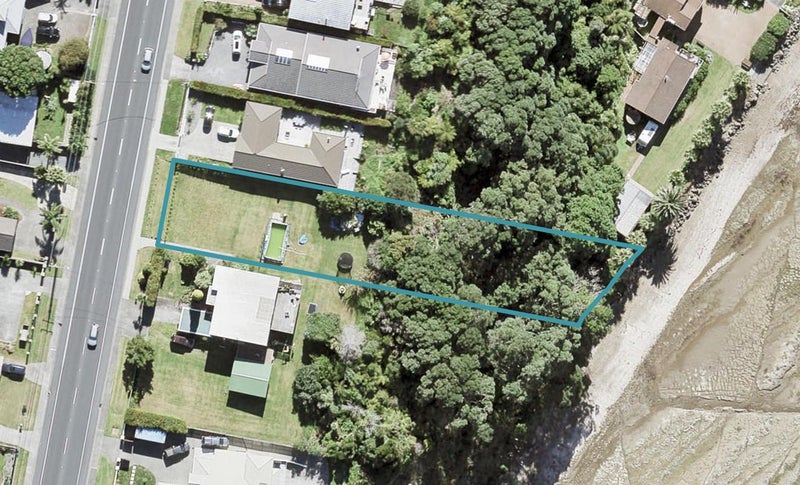 995 Whangaparaoa Road, Tindalls Beach, Whangaparāoa - Carousel 1