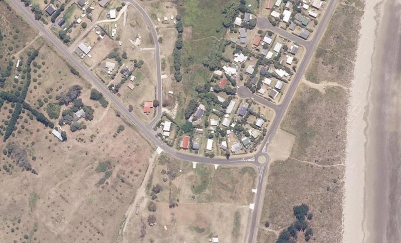 43 Blakes Approach, Māhia - Carousel 1