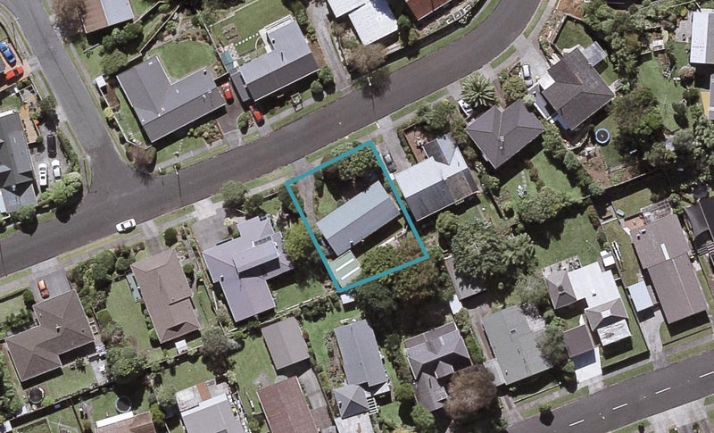 17 Fairfax Terrace, Frankleigh Park, New Plymouth - Carousel 1