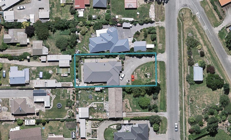 17 Pembertons Road, Sefton, Sefton - Carousel 1